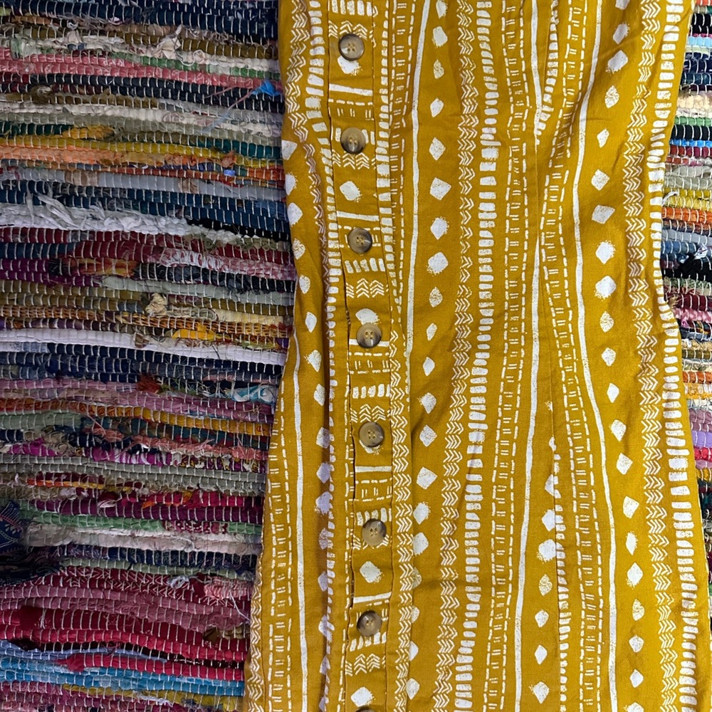 Yellow Patterned Sundress with Side Buttons - Picture 3 of 5